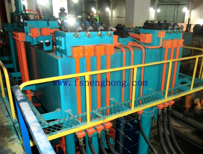 The clean method of hydraulic oil reservior of aluminum extrusion press